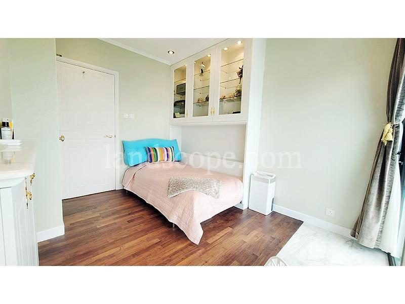 photo 15 — 37 Repulse Bay Road, Repulse Bay