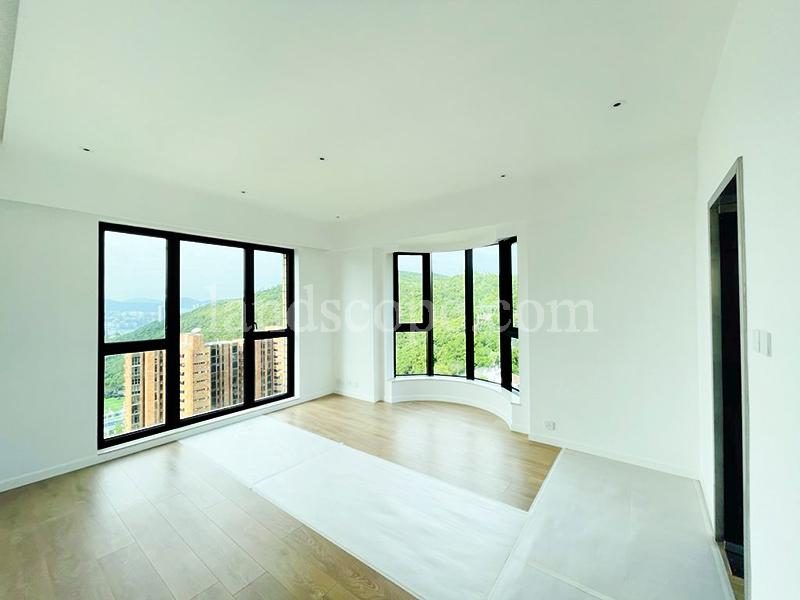 photo 5 — 3 Repulse Bay Road, Repulse Bay