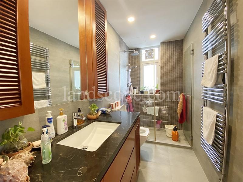 photo 11 — Hillgrove, Chung Hom Kok