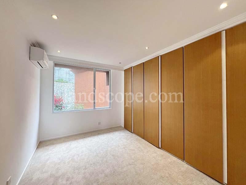 photo 17 — Pinewaver Villas, Chung Hom Kok