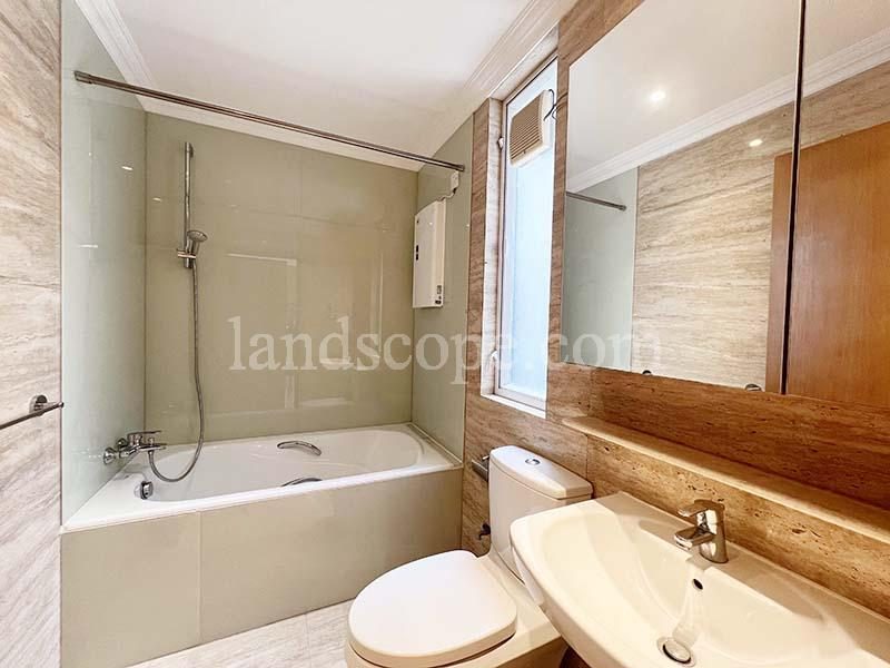 photo 19 — Pinewaver Villas, Chung Hom Kok