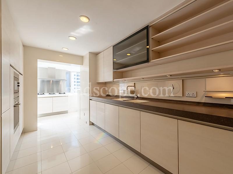 photo 11 — Estoril Court, Midlevels Central