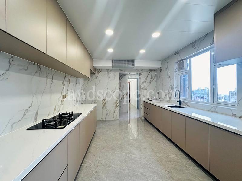 photo 12 — Garden Terrace 2 & 3, Midlevels Central