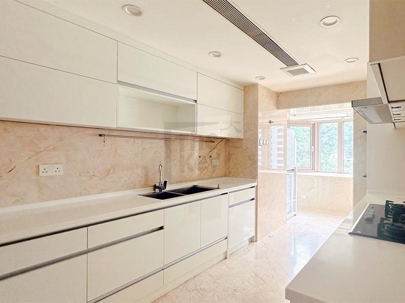 photo 12 — Estoril Court, Midlevels Central