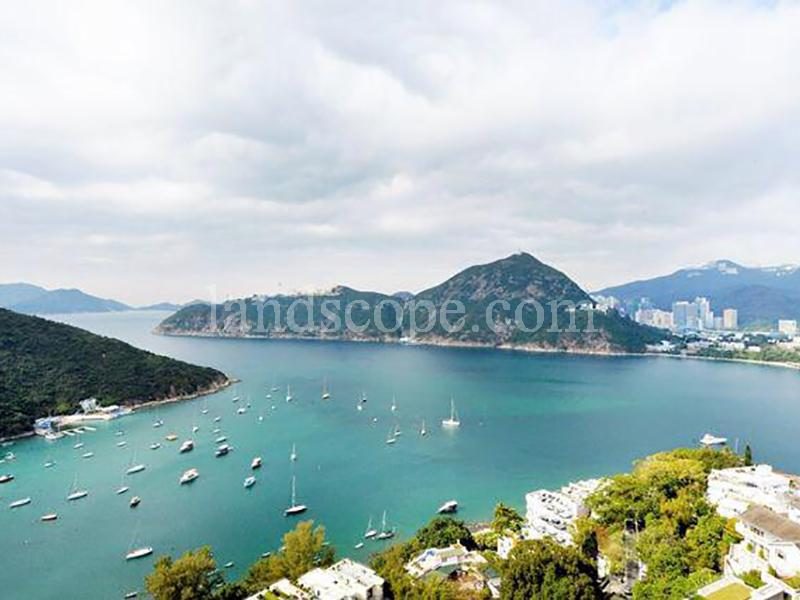 photo 2 — The Somerset, Repulse Bay