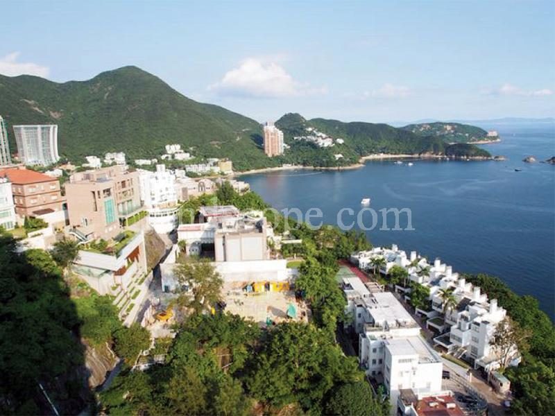 photo 3 — The Somerset, Repulse Bay