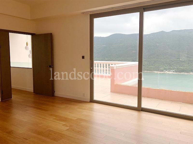 photo 6 — The Redhill Peninsula, Tai Tam
