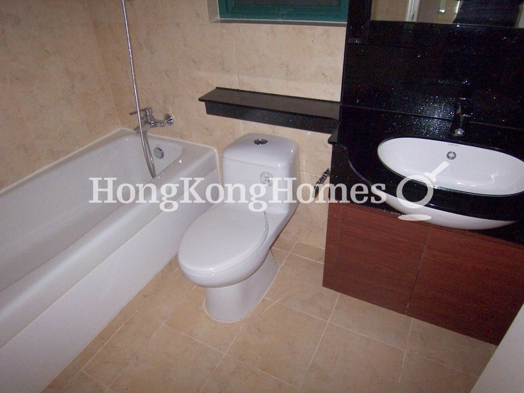 Guest Bathroom — 愉景灣 13 期 -  尚堤 - 第02座 - 珀蘆，愉景灣