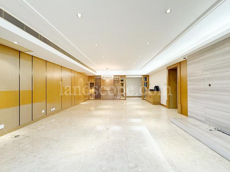 photo 3 — Clovelly Court, Midlevels Central