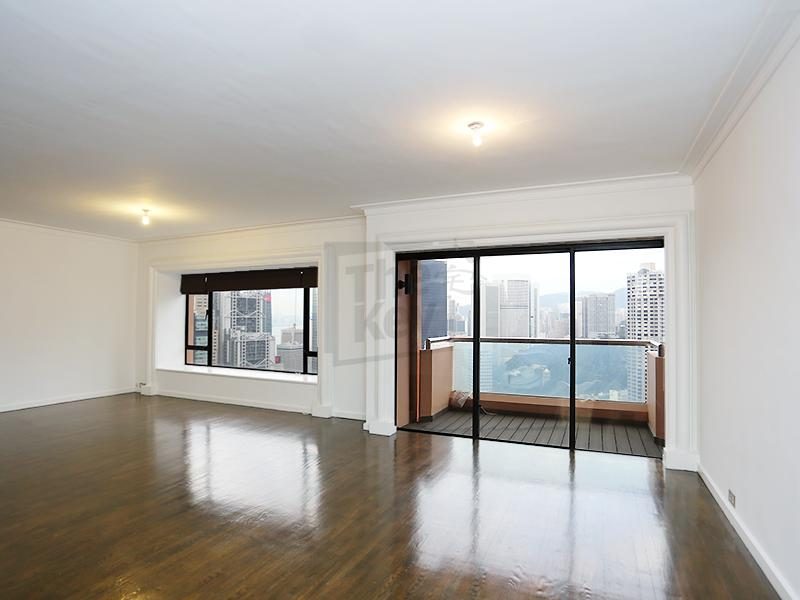 photo 2 — The Albany, Midlevels Central