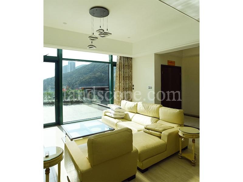 photo 3 — Le Palais, Tai Tam