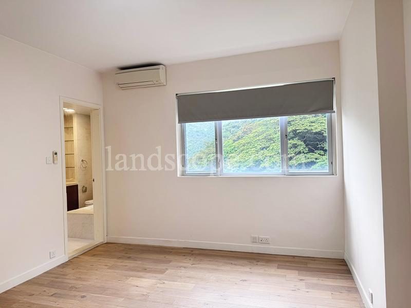 photo 9 — Leon Court, Midlevels East