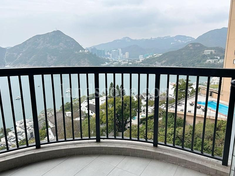 photo 2 — Pine Crest, Repulse Bay