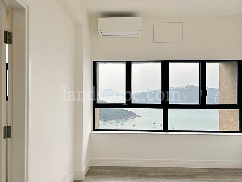 photo 7 — Pine Crest, Repulse Bay