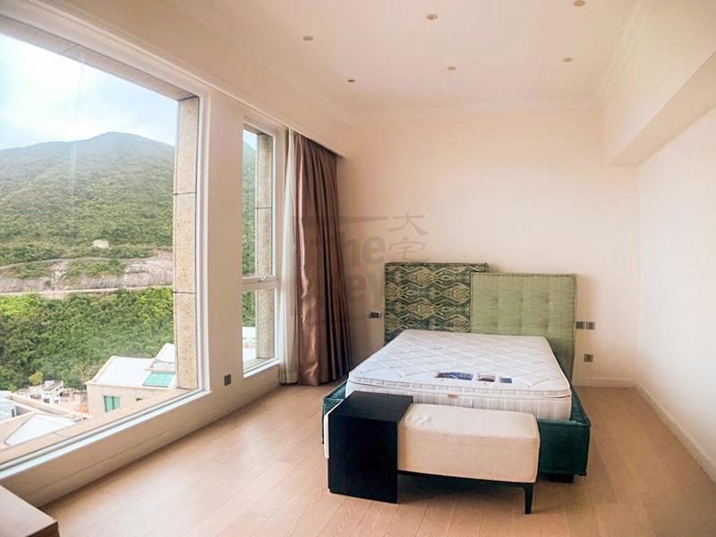 photo 4 — Le Palais, Tai Tam