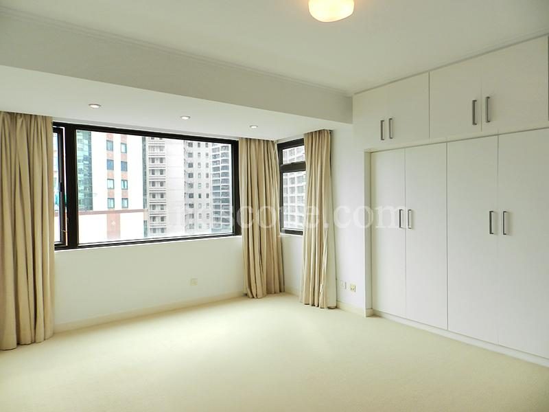 photo 3 — 1 Robinson Road, Midlevels West