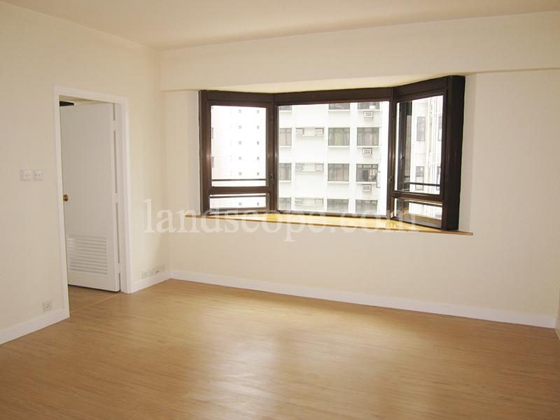 photo 4 — Estoril Court, Midlevels Central