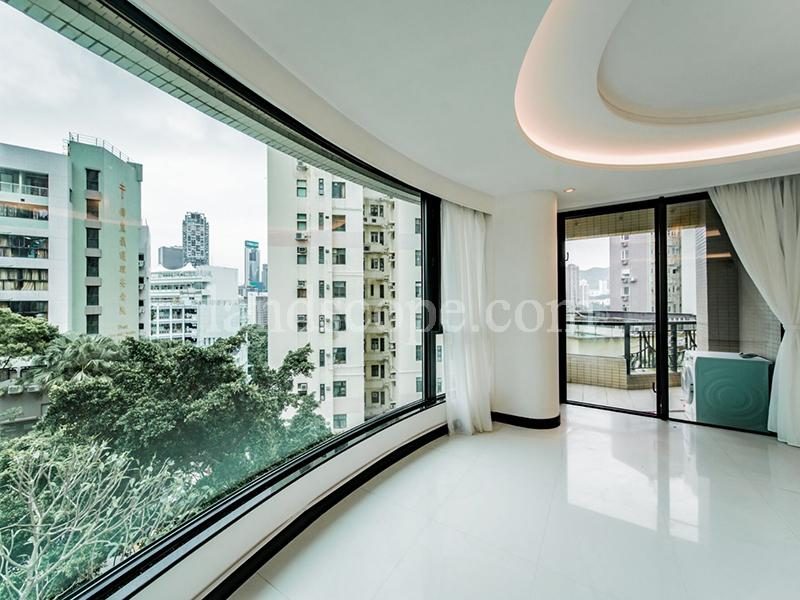photo 2 — 8 Shiu Fai Terrace, Midlevels East