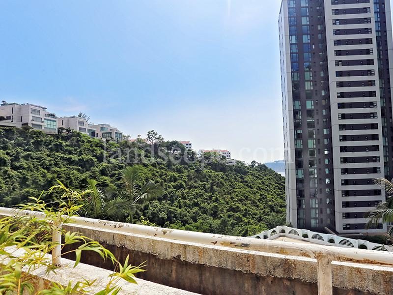 photo 3 — South Bay Towers, Repulse Bay