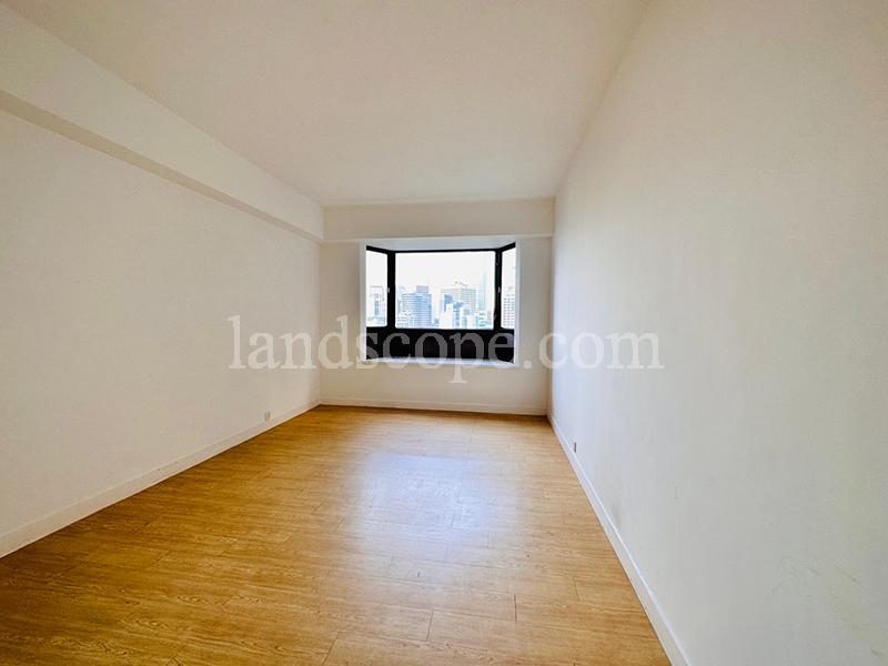 photo 9 — Hoover Court, Midlevels Central