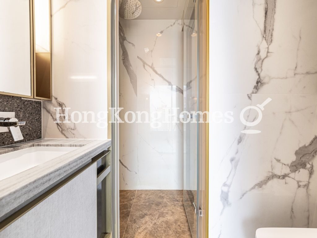 Ensuite Bathroom — 15 Western Street, Sai Ying Pun