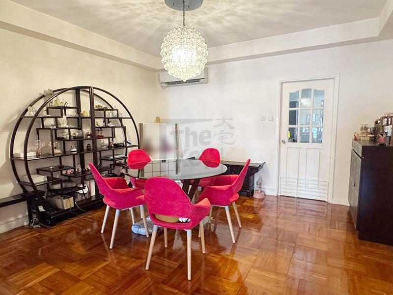 photo 4 — Hong Villa, Midlevels Central