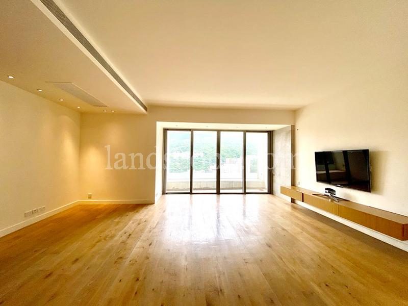 photo 3 — Bellevue Court, Midlevels East