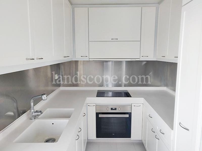 photo 8 — Birchwood Place, Midlevels Central