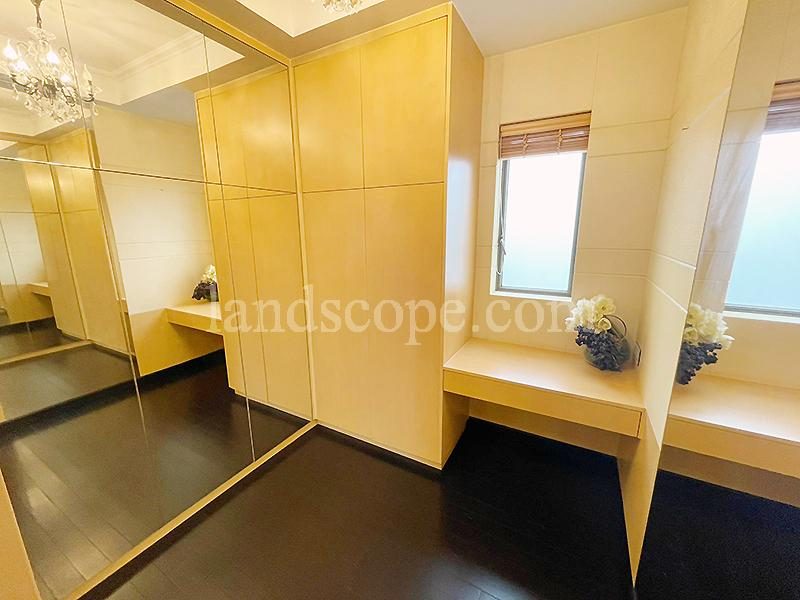 photo 7 — Kantian Rise, Midlevels Central