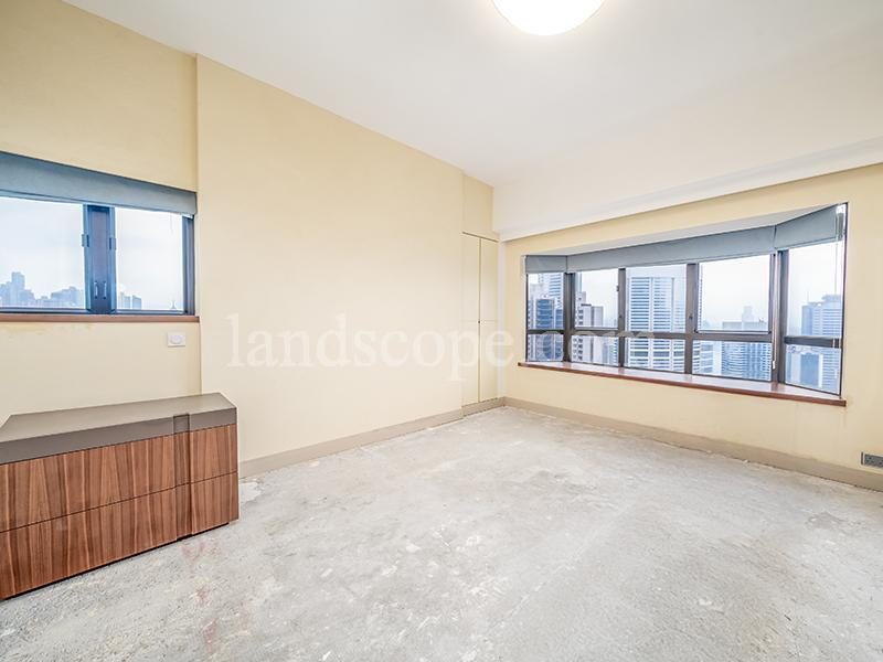 photo 7 — Bowen Place, Midlevels Central
