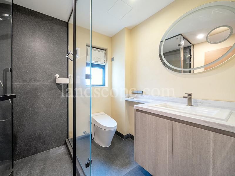 photo 17 — Bowen Place, Midlevels Central
