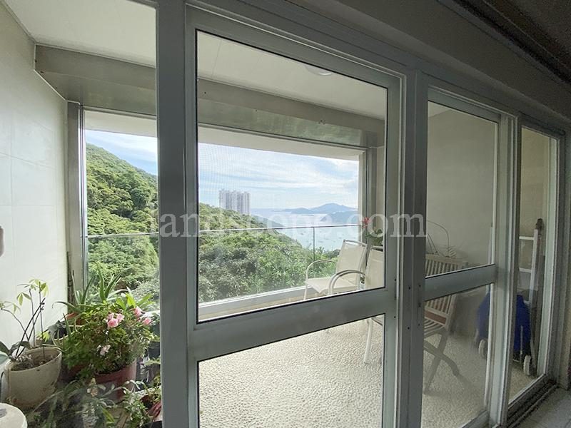 photo 2 — Sea Cliff Mansions, Repulse Bay