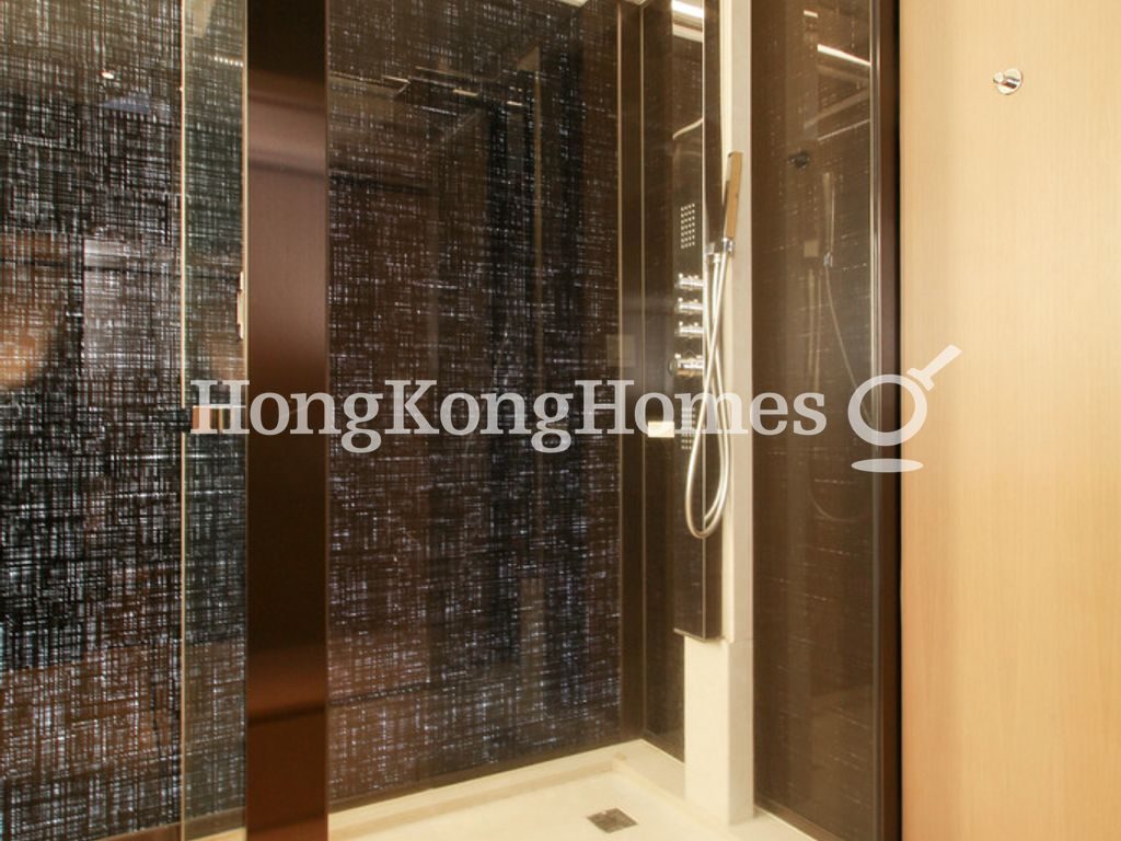 Master Bathroom — 瑧環，西半山
