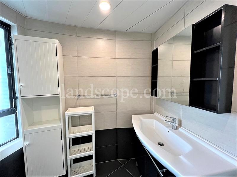 photo 9 — Birchwood Place, Midlevels Central