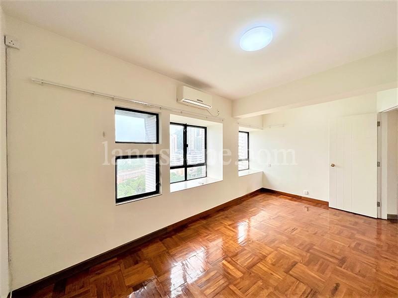 photo 3 — Birchwood Place, Midlevels Central