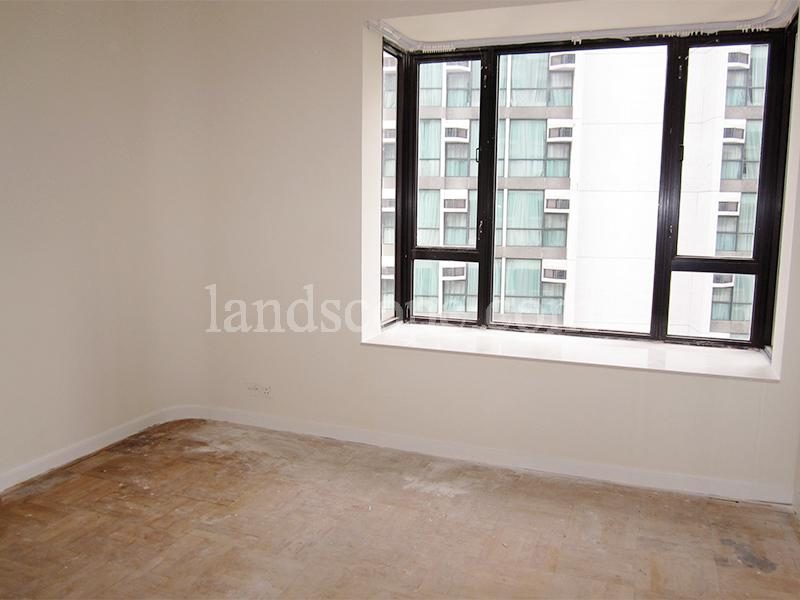 photo 4 — Regal Crest, Midlevels West
