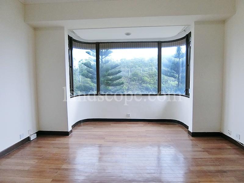 photo 3 — Hong Kong Parkview - Tower 14, Repulse Bay