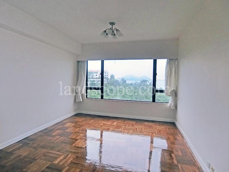 photo 2 — Ruby Court, Repulse Bay