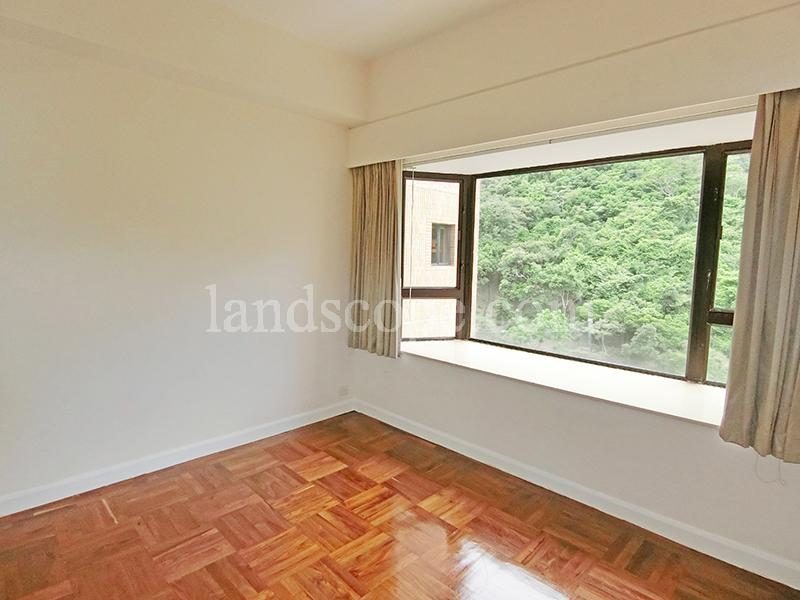 photo 4 — Ruby Court, Repulse Bay