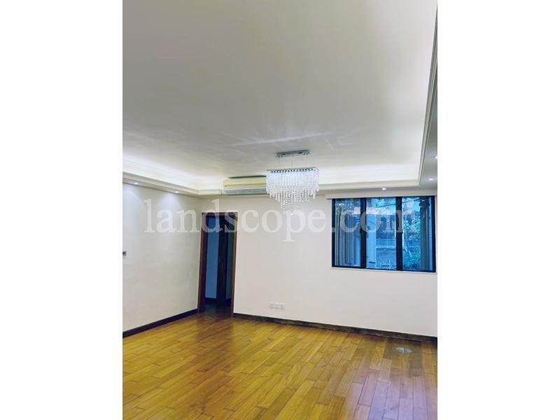 photo 3 — Clovelly Court, Midlevels Central