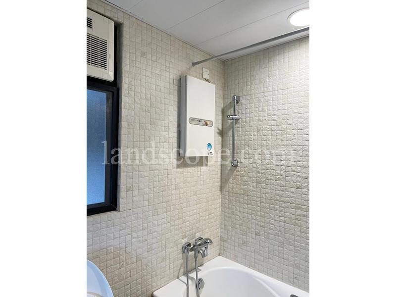 photo 4 — Clovelly Court, Midlevels Central