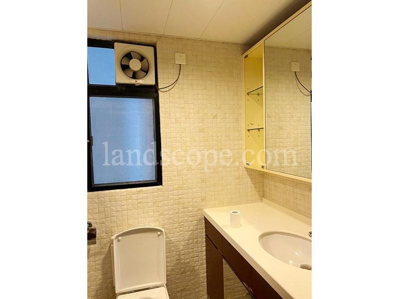 photo 5 — Clovelly Court, Midlevels Central