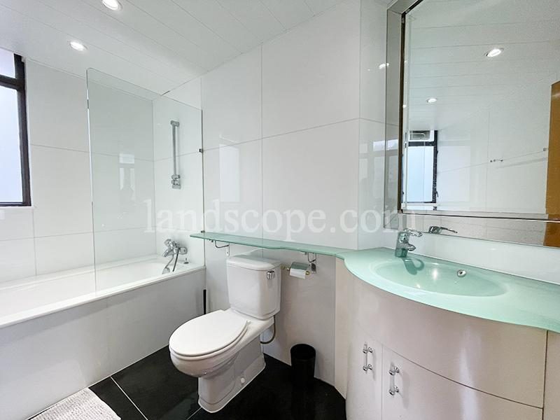 photo 11 — Fairlane Tower, Midlevels Central