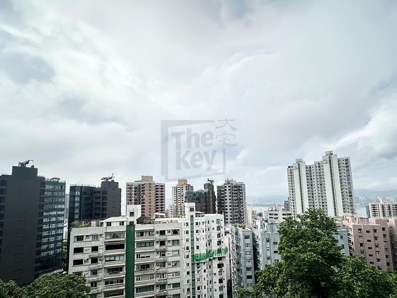 photo 3 — Skyline Mansion, Midlevels West