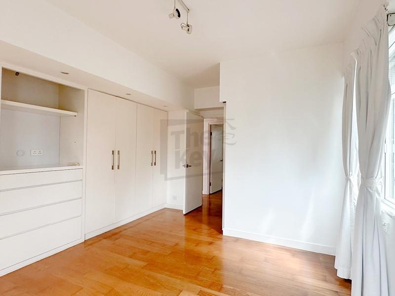photo 11 — Skyline Mansion, Midlevels West