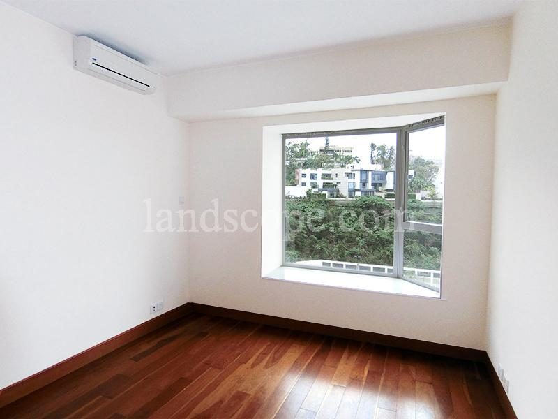 photo 4 — Grand Garden, Repulse Bay