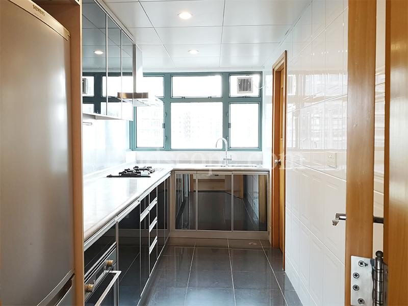 photo 9 — 80 Robinson Road, Midlevels West