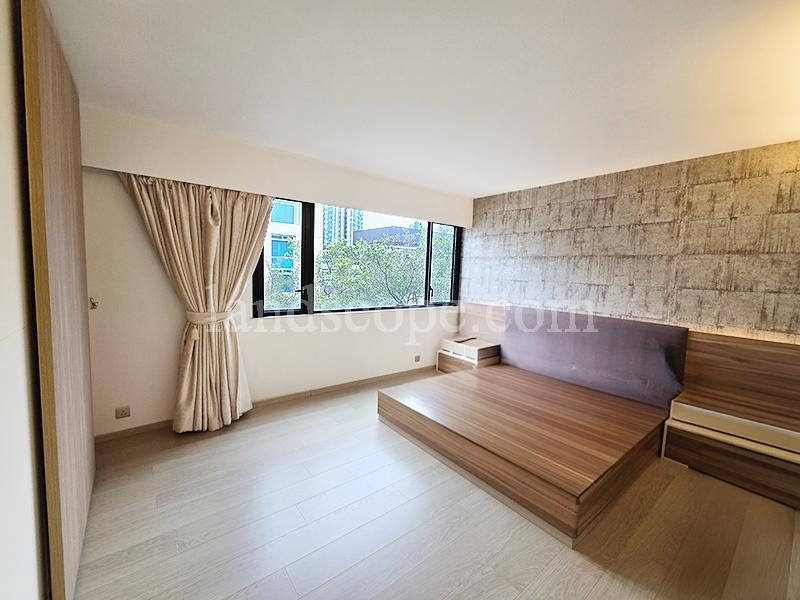 photo 5 — Albion Gardens, Kowloon Tong