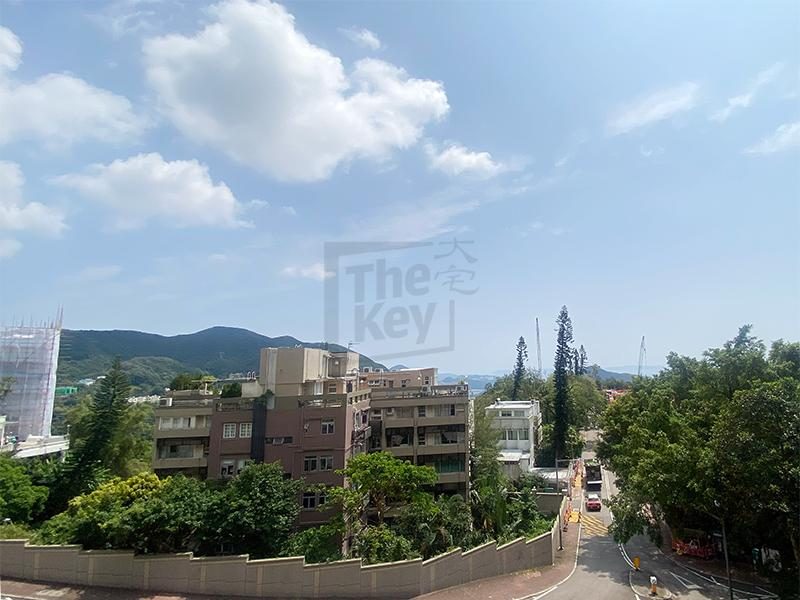 photo 2 — Villa Verde, The Peak