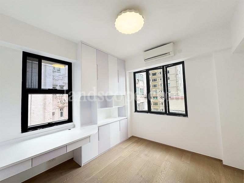 photo 2 — Peace Court, Midlevels West